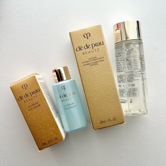 Clé de Peau Skincare Set - Picture 1 of 4